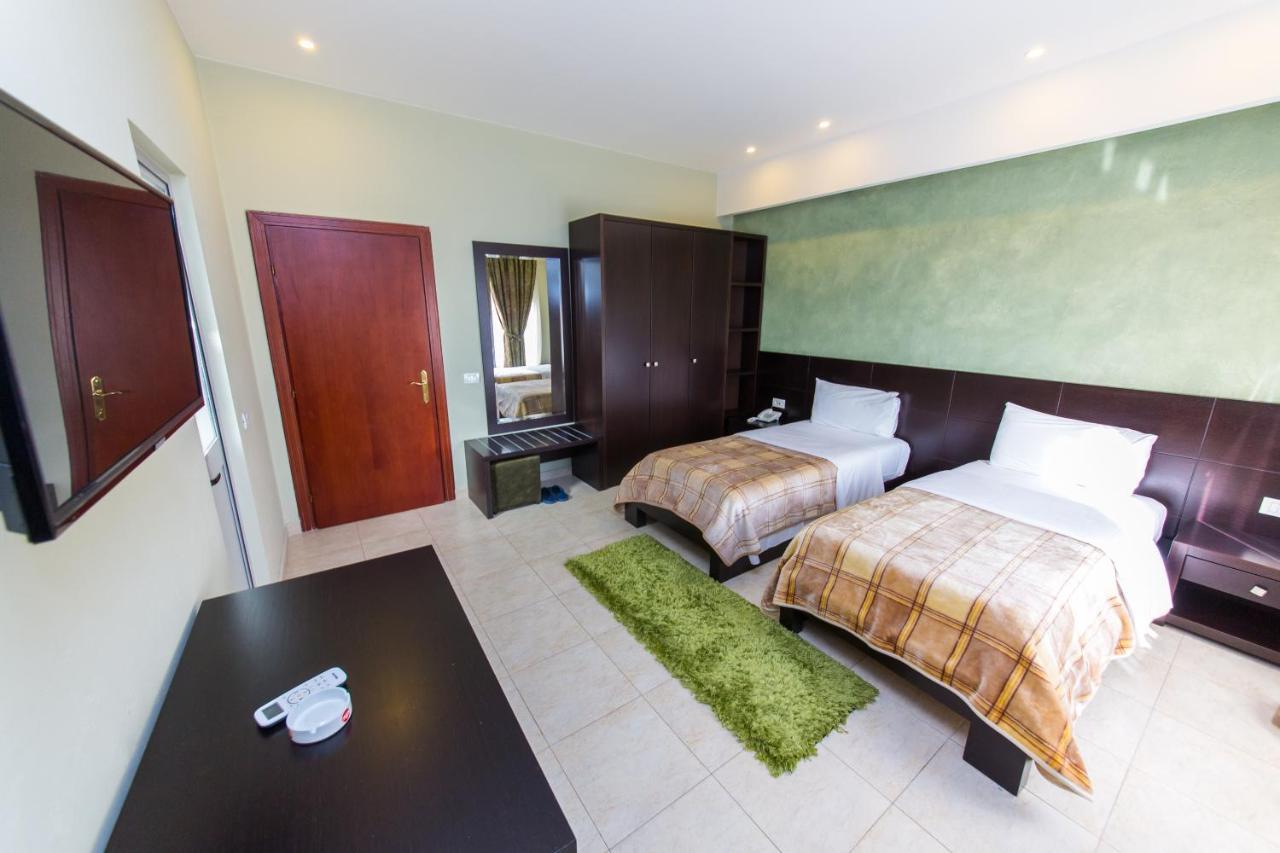 تيرانا Hotel Denver المظهر الخارجي الصورة