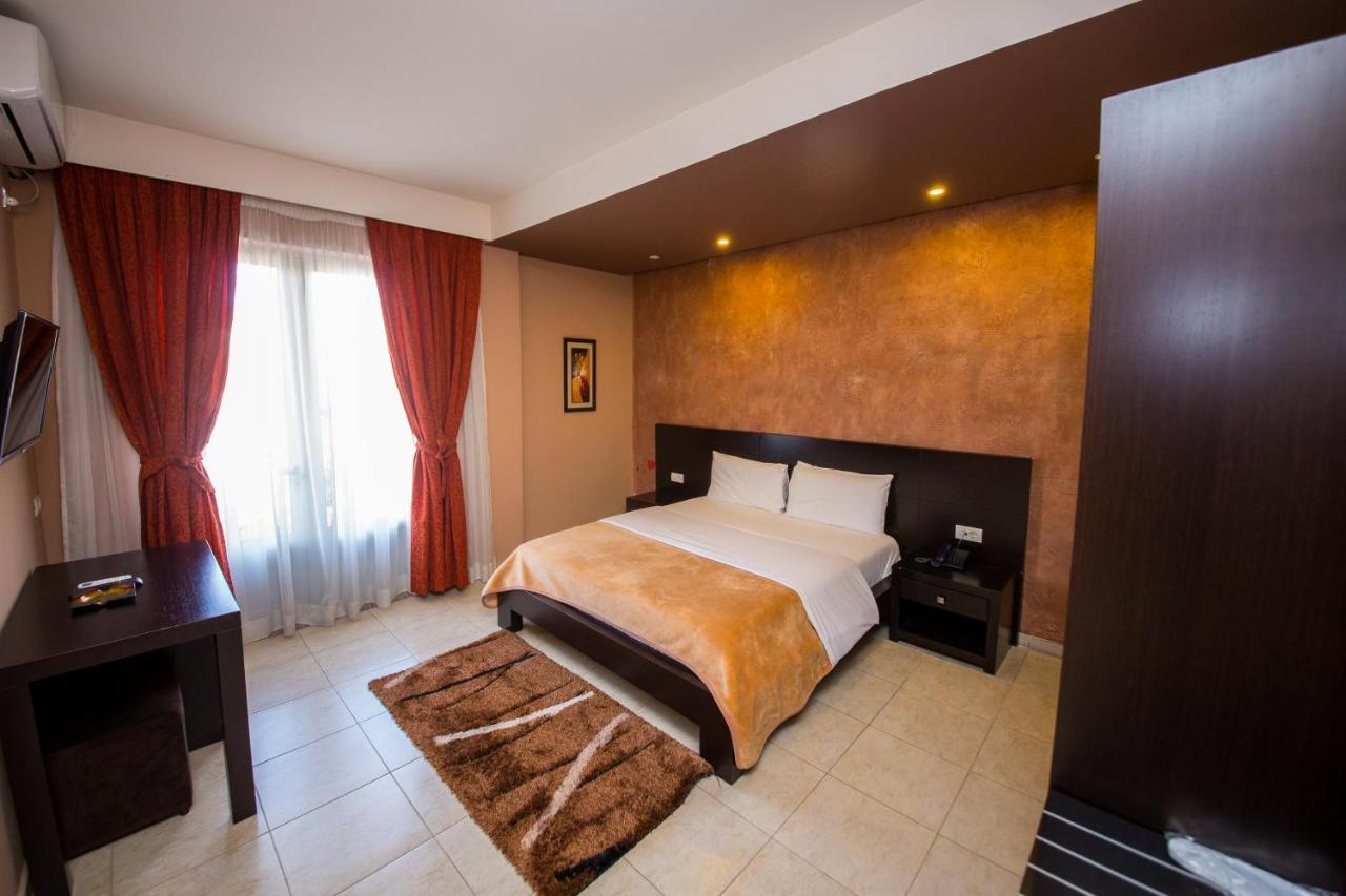 تيرانا Hotel Denver المظهر الخارجي الصورة